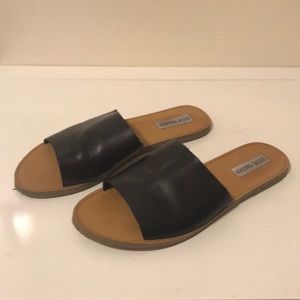Black Leather Steve Madden Slides